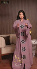 عباية أكمام واسعة مطرّزة - موف